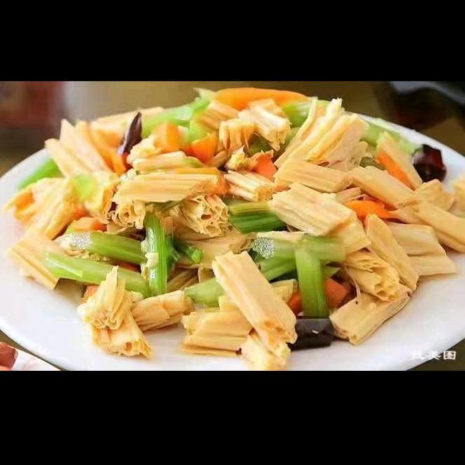 我还是我，希望能然烧不一样的烟火