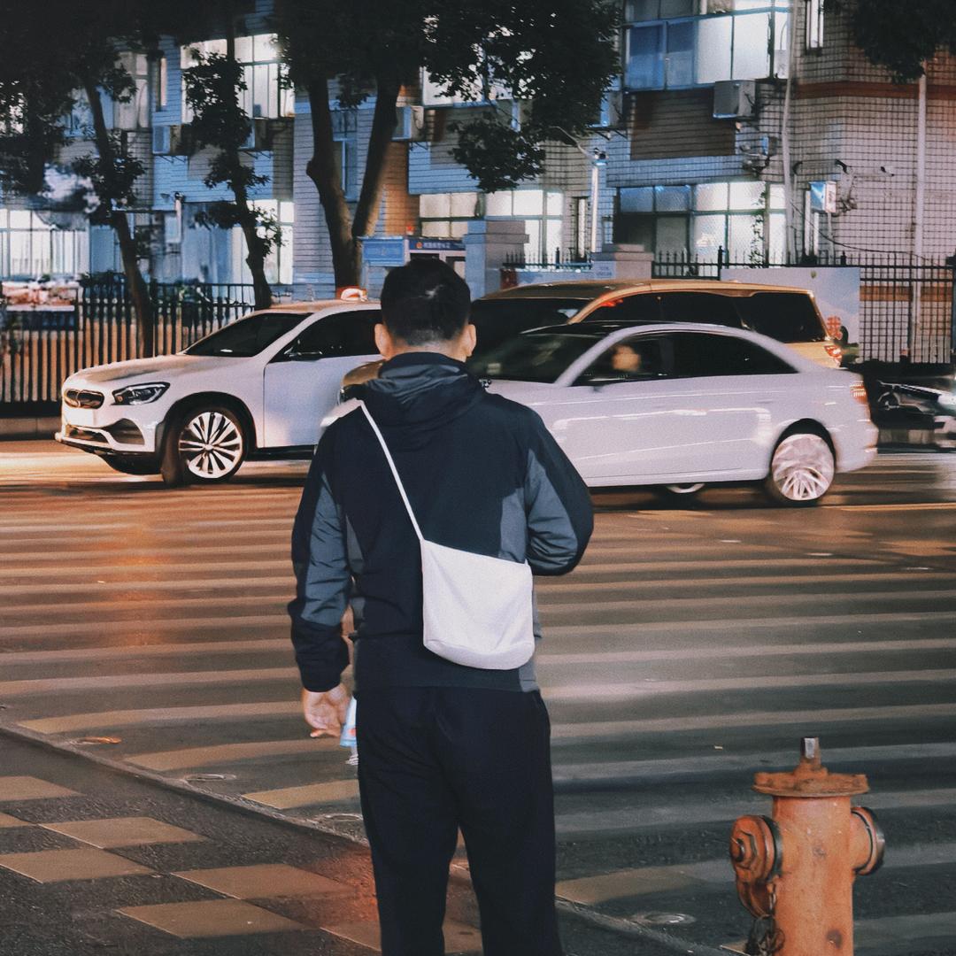 喜欢作妖的大胖子