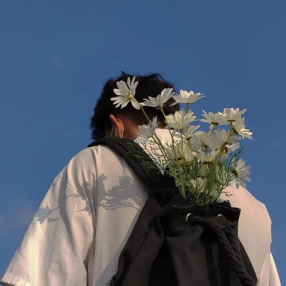 刘硕.