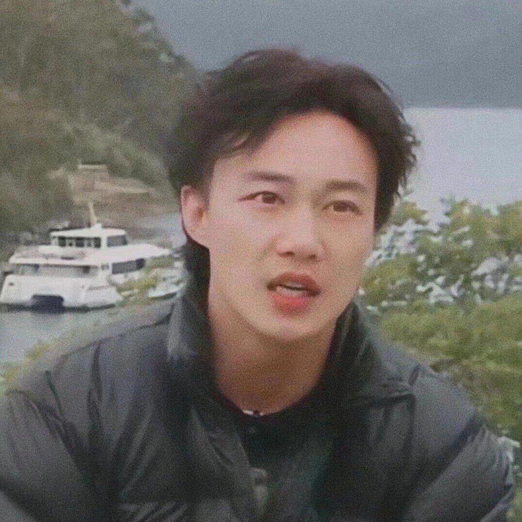 村头帅哥王二狗