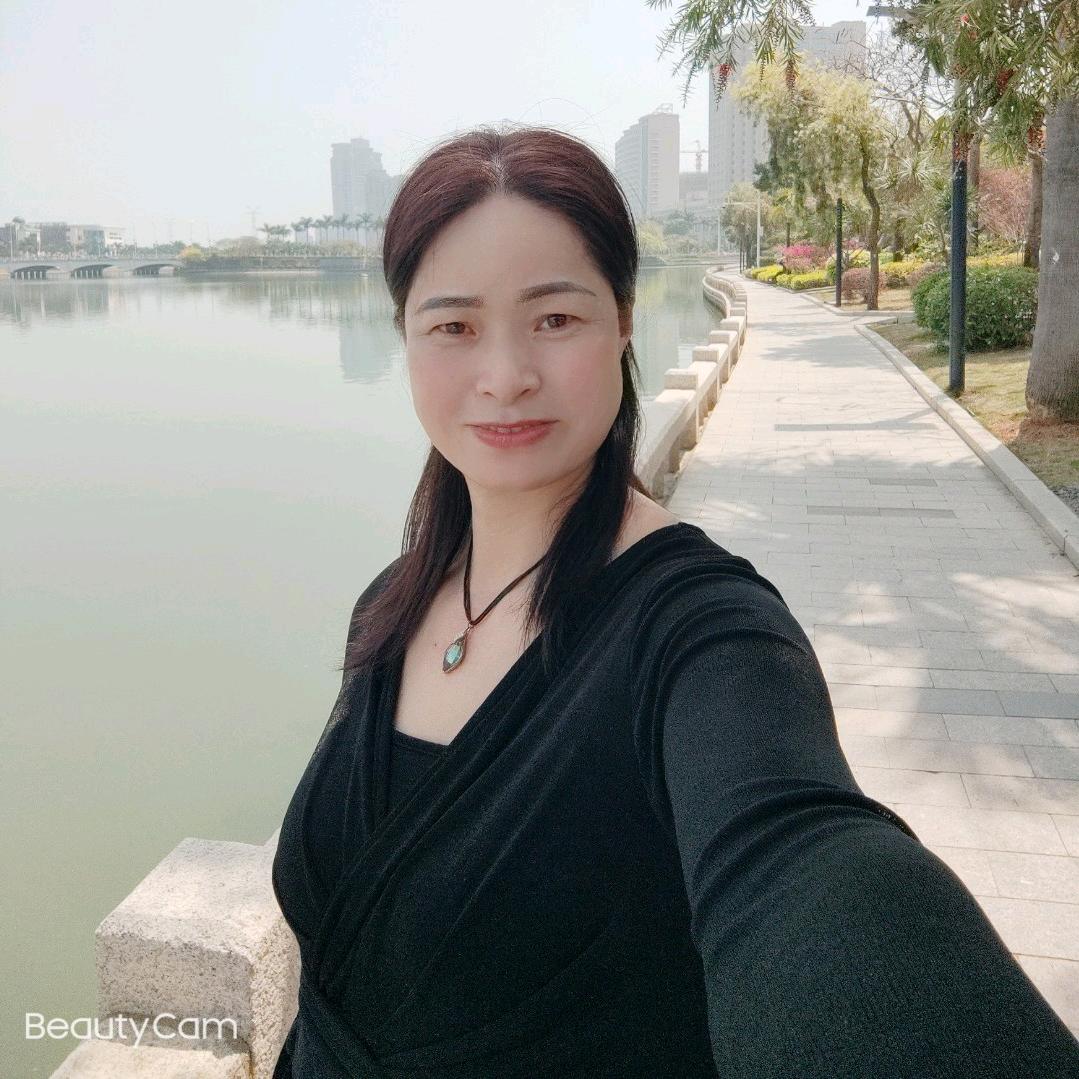 厦门莲坂一号地铁口