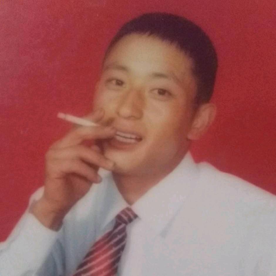 扎西德勒。🌹❤️🌹。