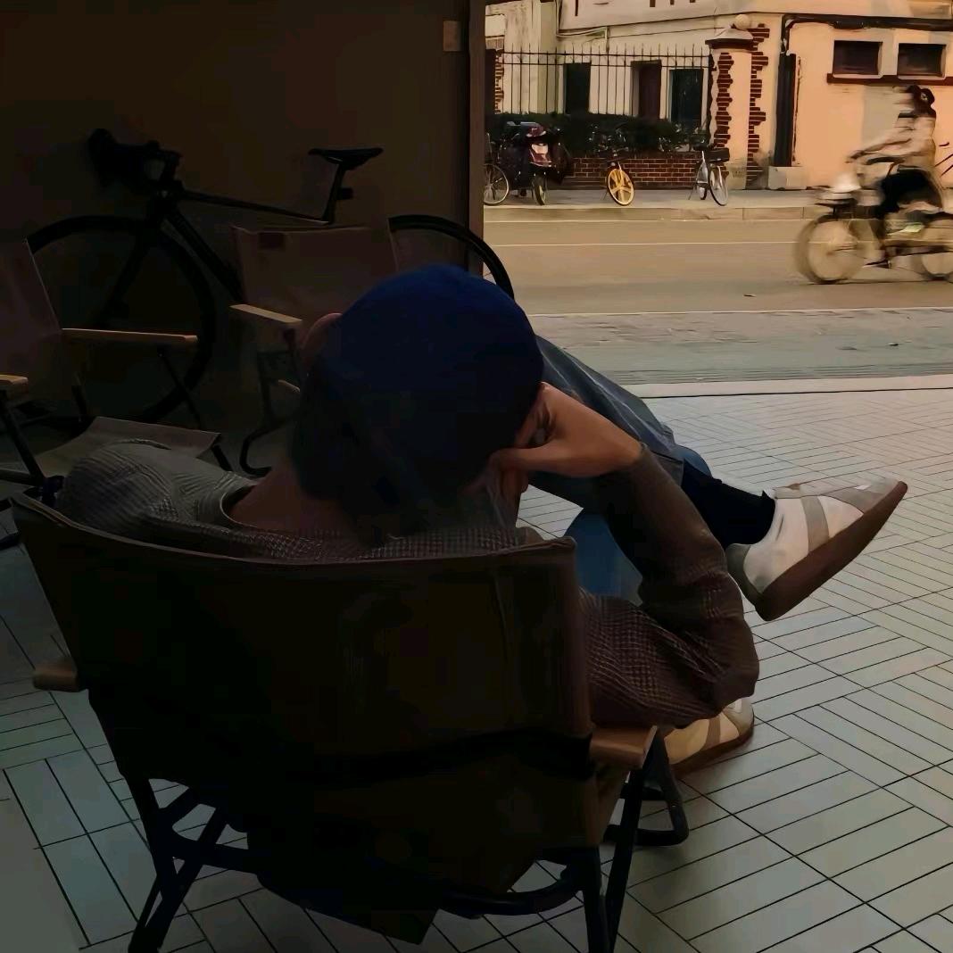 煊垚