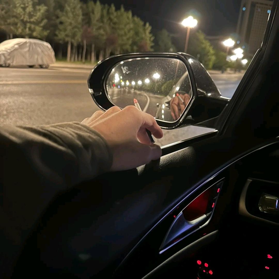 海里的一颗小炸弹💣