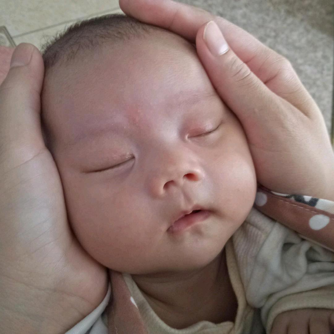 妍宝