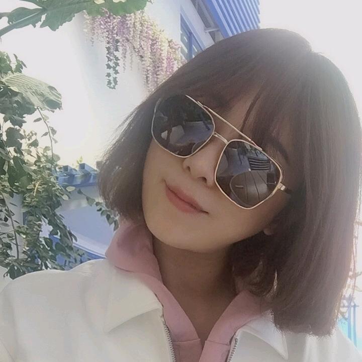 ღ᭄🍒⁵²º刘💞࿐