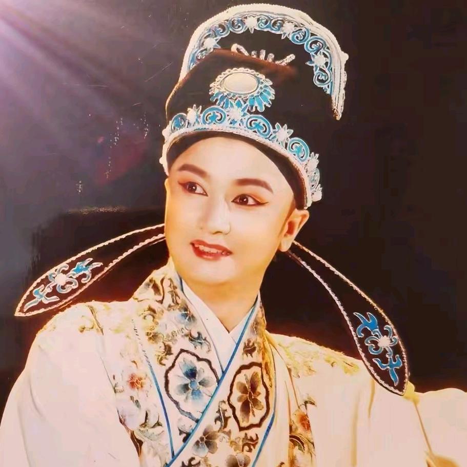 黄梅戏檀春芳（新号）