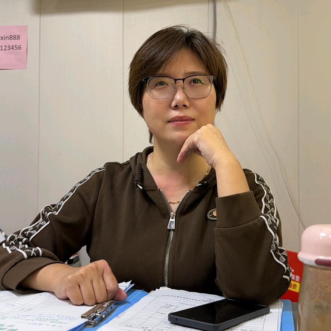 缑氏和鑫家具批发仓