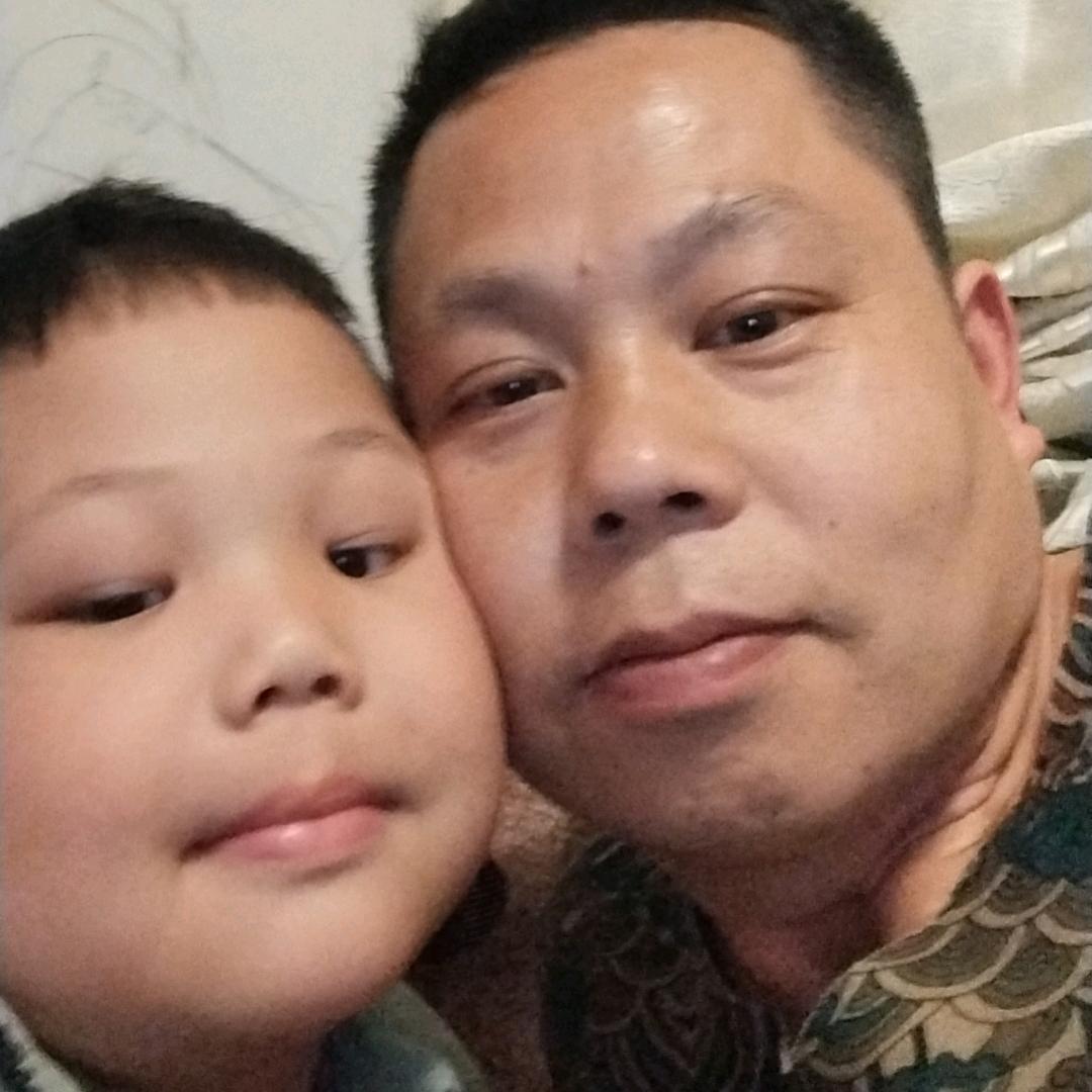 两少爷的爹