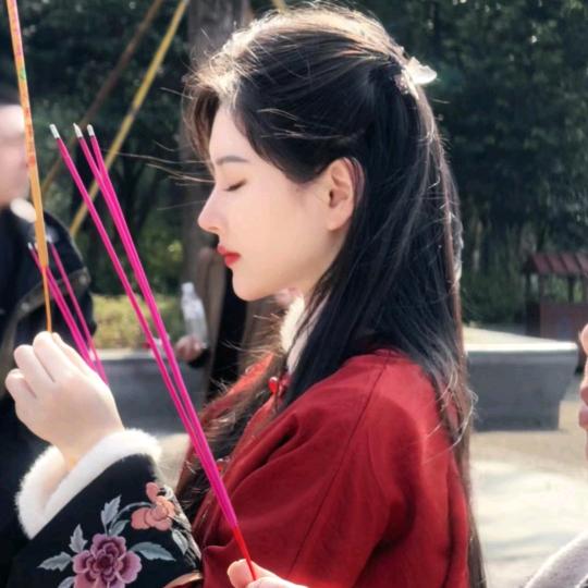 道义师兄（关注无偿點灯）