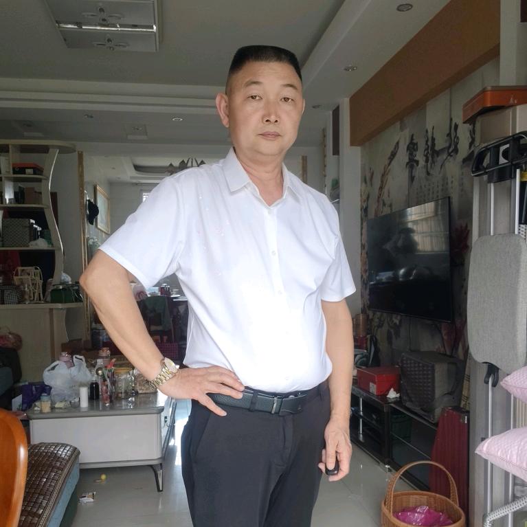 冯哥《国际之春》广安北街89号(不定时播