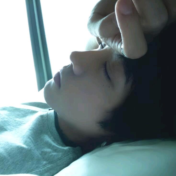 已读不回和转发艾特不看的是gay