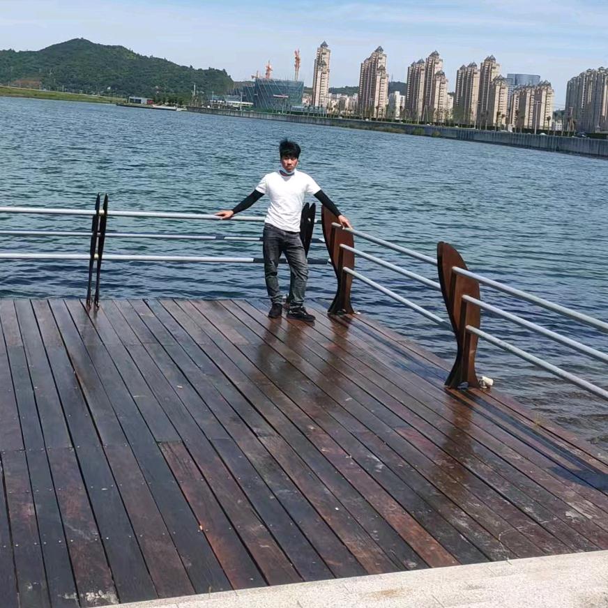 哈@尼＆李☜哥