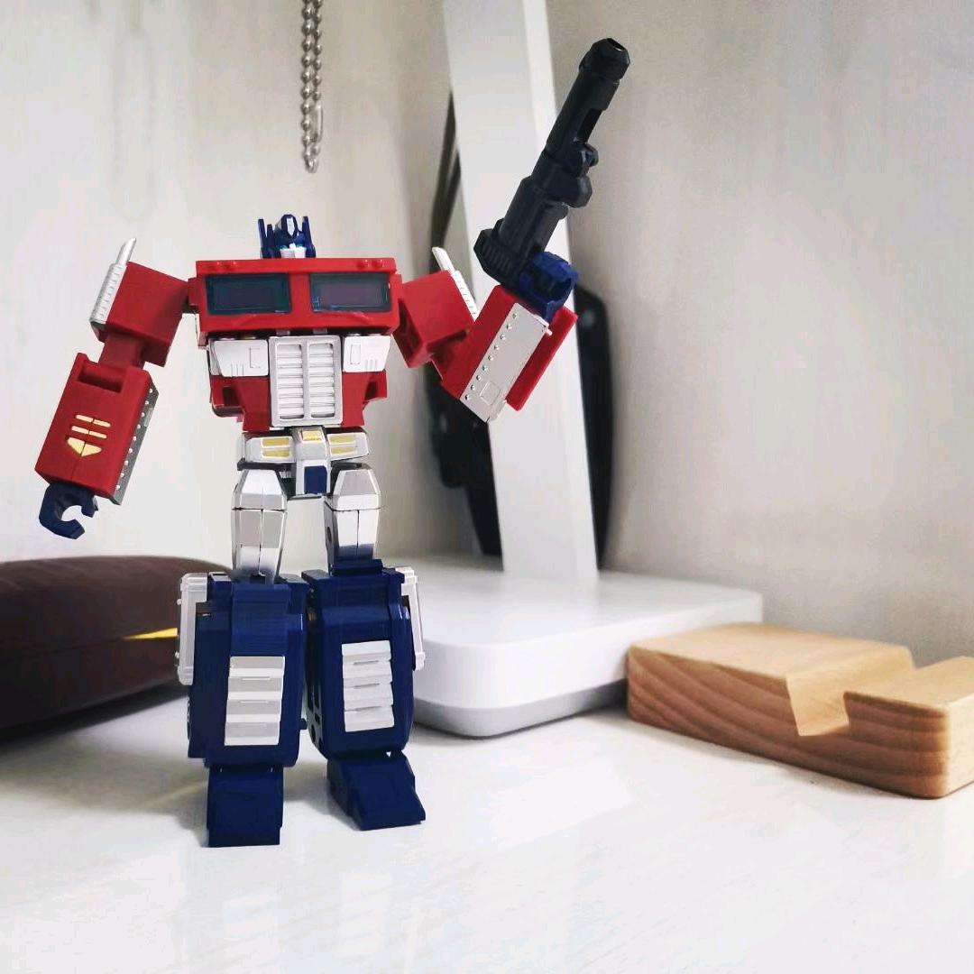 赛博坦的小铁渣儿