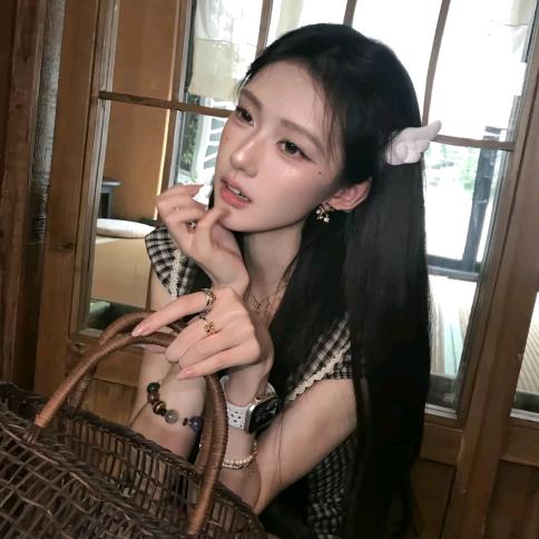 尼罗河巨饿饕餮头像