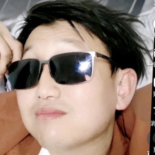 冷酷男孩