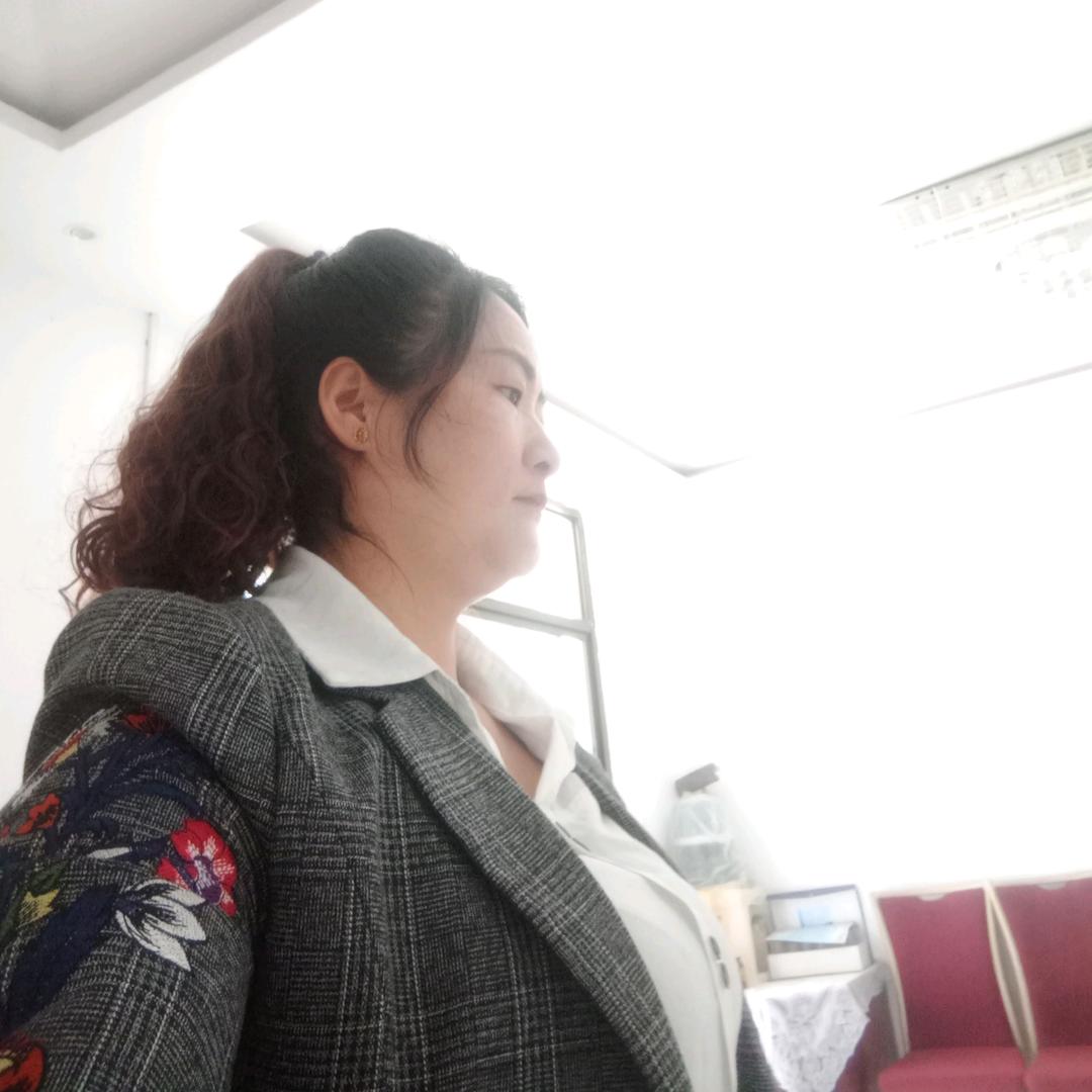 阳光明媚