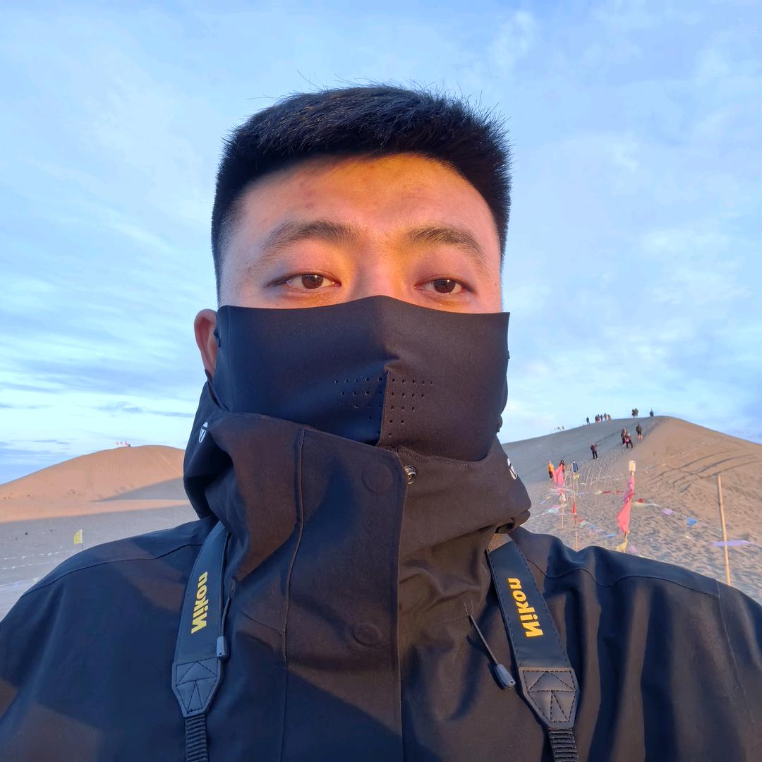 杰.