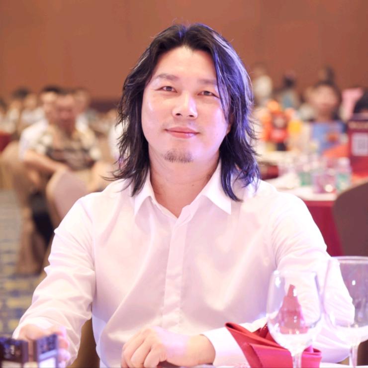 蕴特妆品（云树）华哥