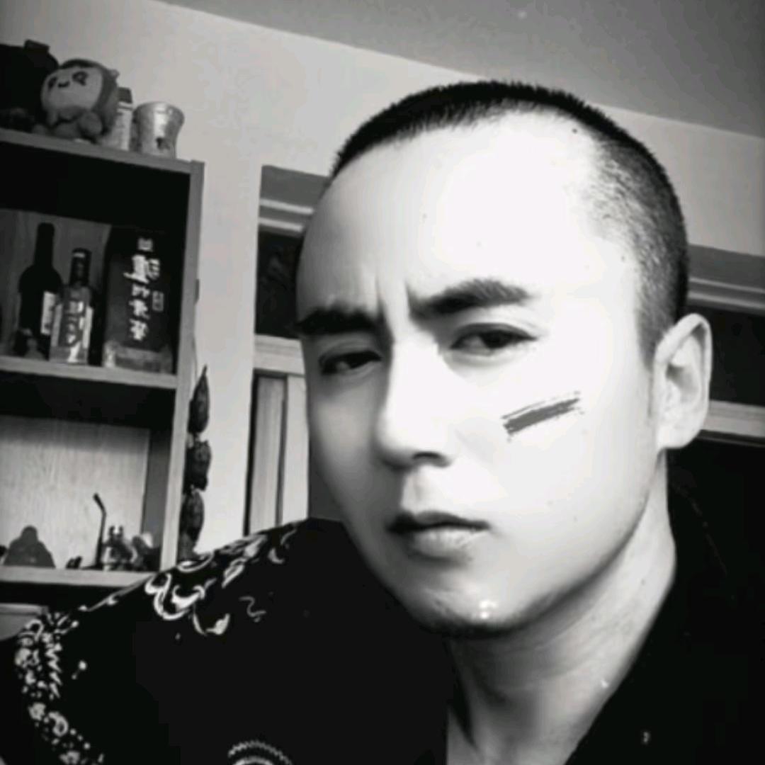 东北二哥糖葫芦