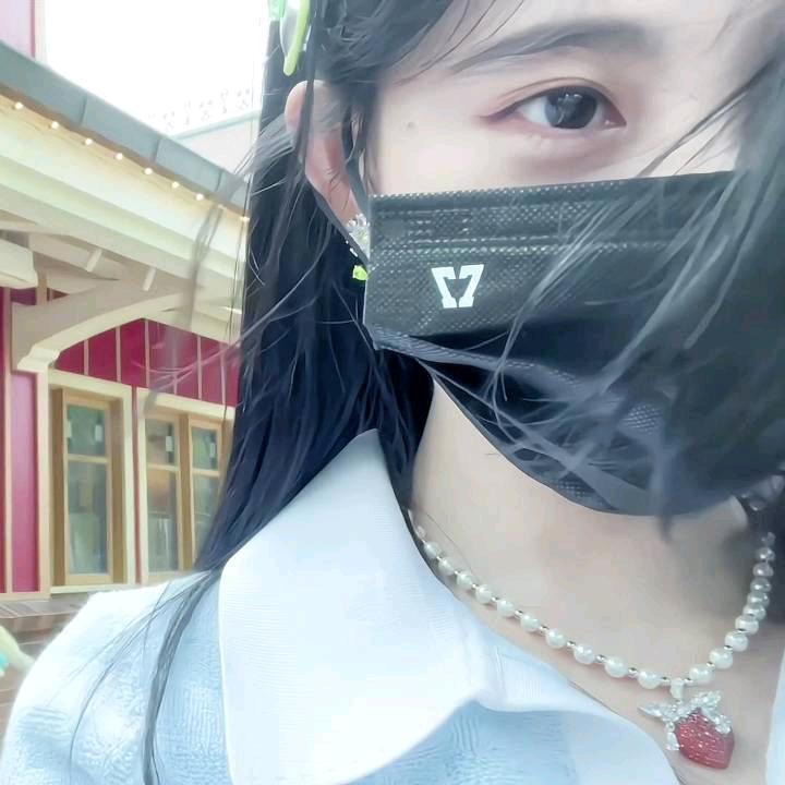 啦头像