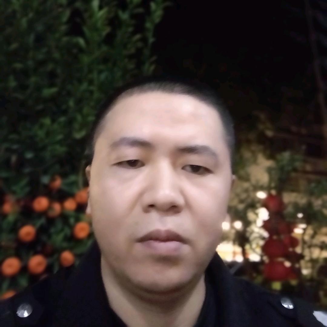 阿伦