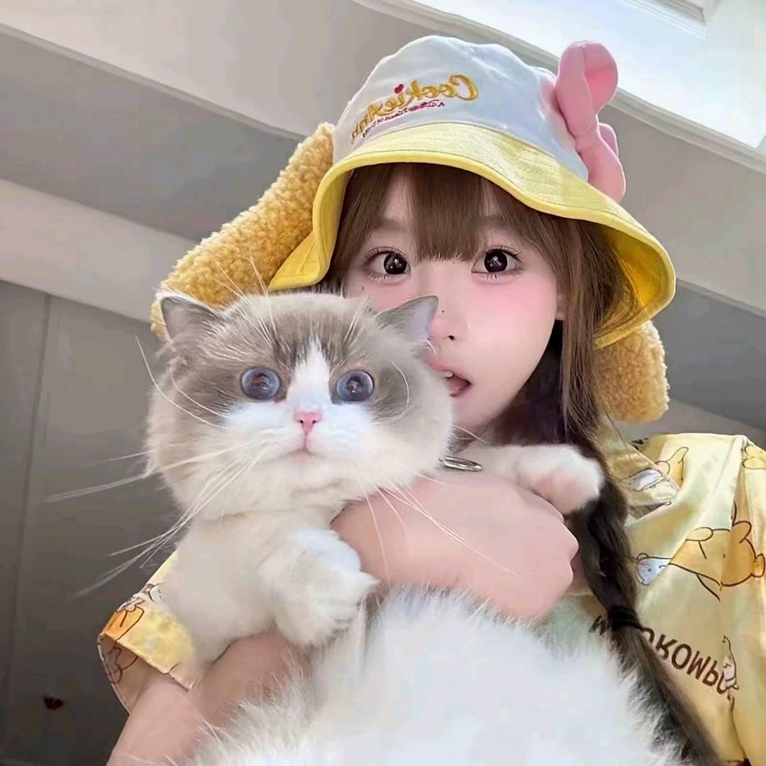 ꒦ິ^꒦ິ头像