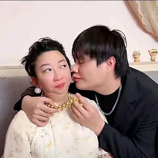大林子（人间清醒）