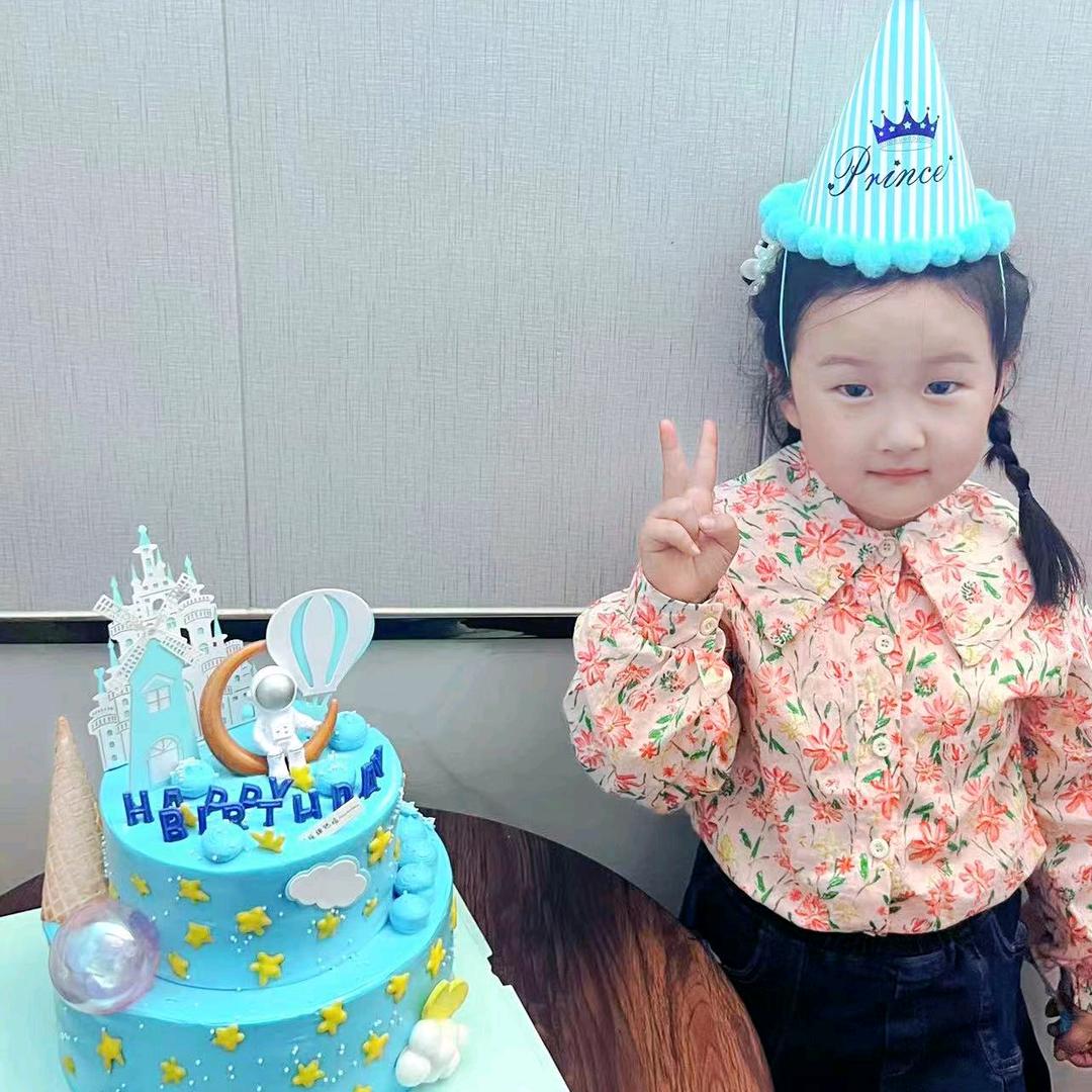 开心快乐就好🌺