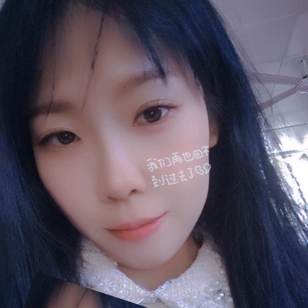 是君君吖~