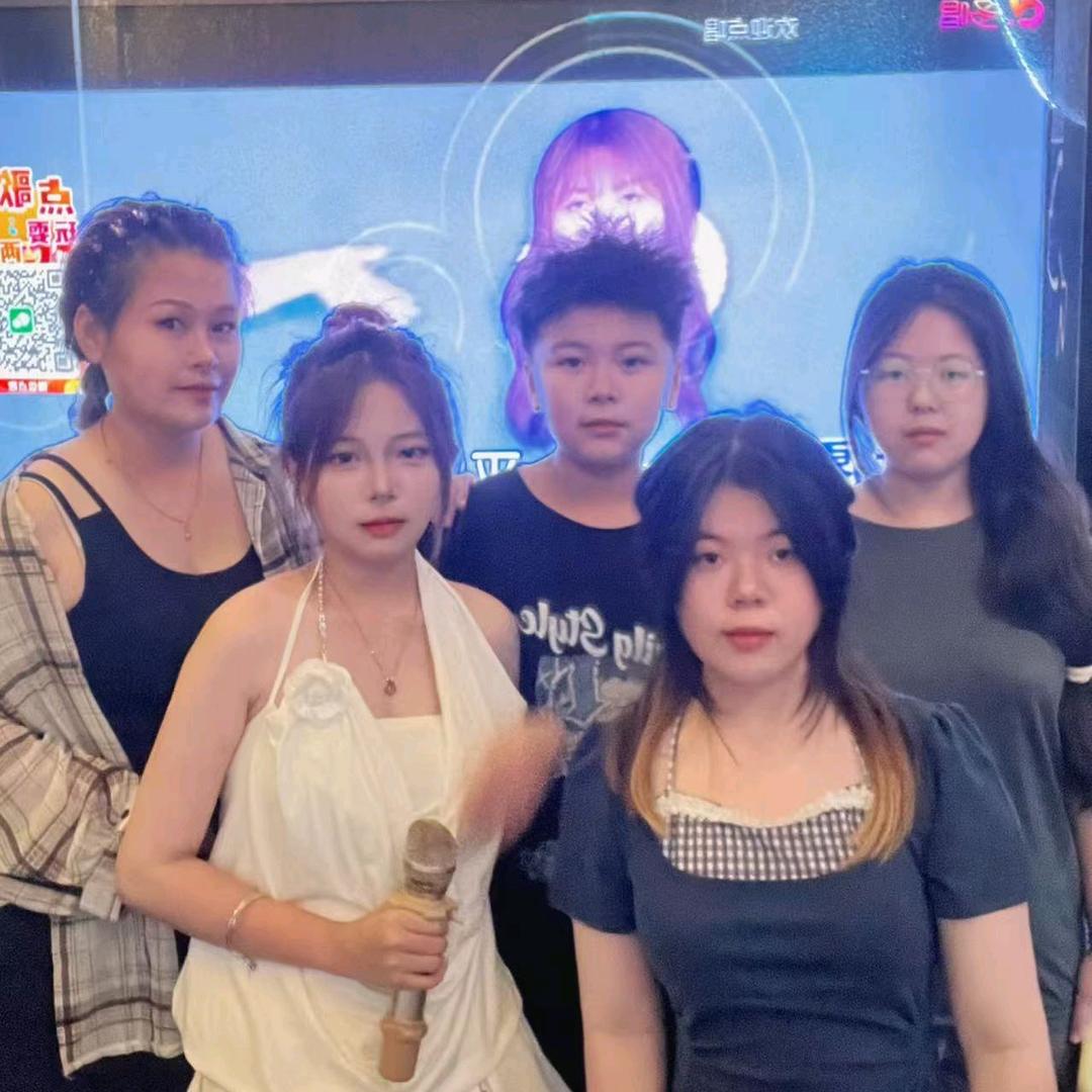佳佳姐