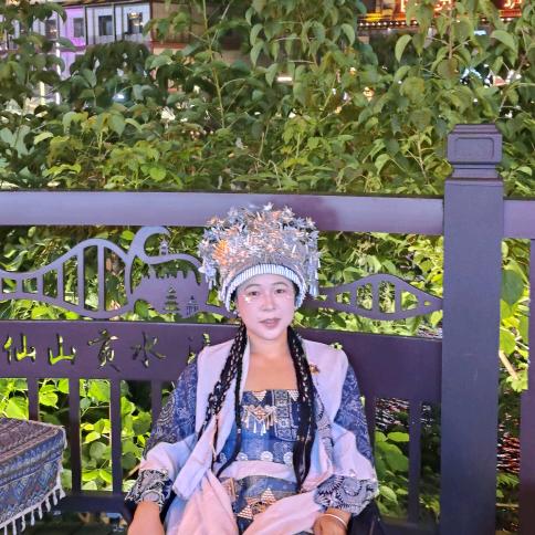 周菇凉（橱窗有好物）