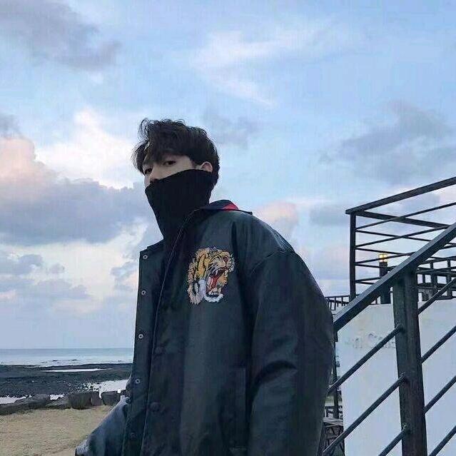 GUO-@头像