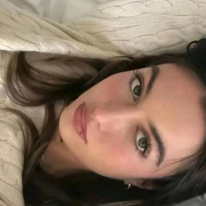 r 🖤