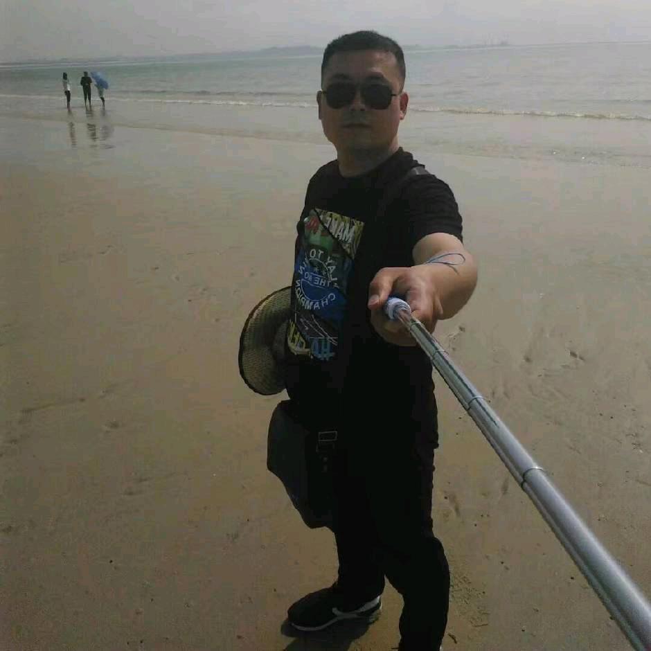 《汉弟》鞋服