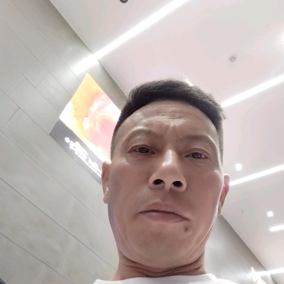 给我一杯忘情水！！