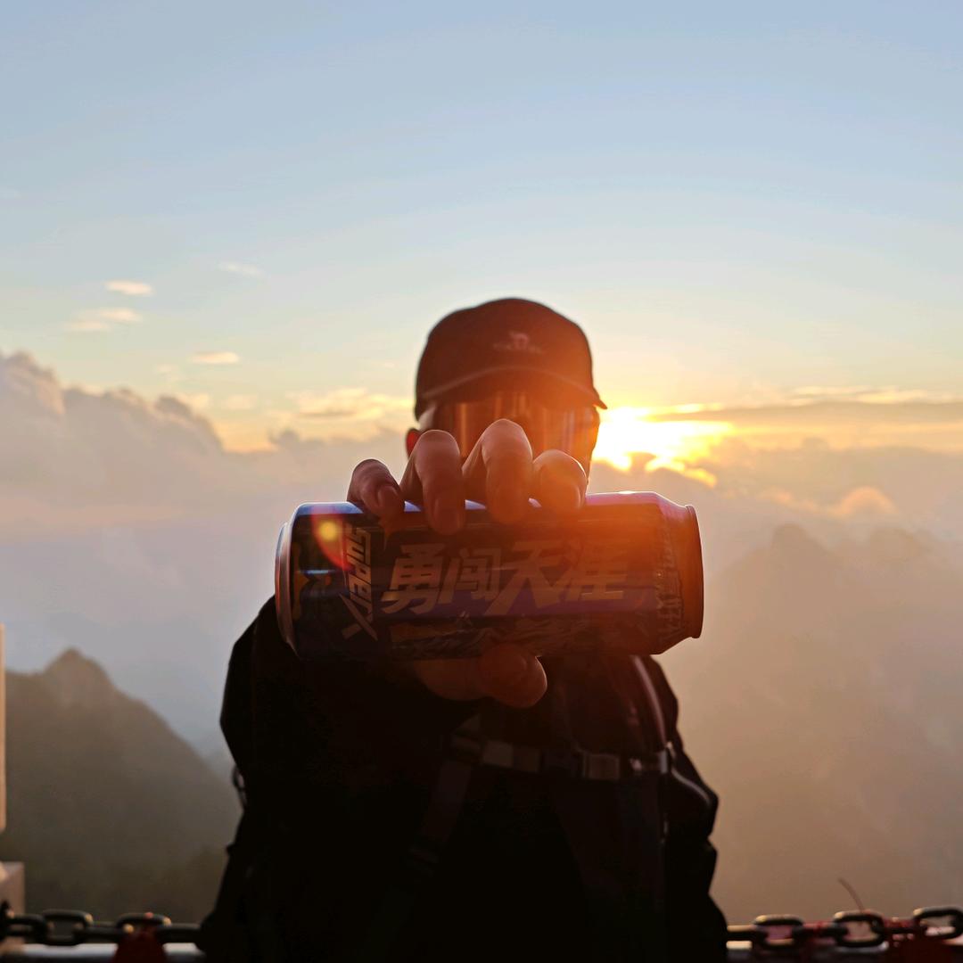 吃到香菜原地嘎巴