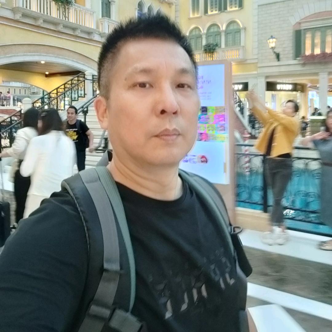 阿伟