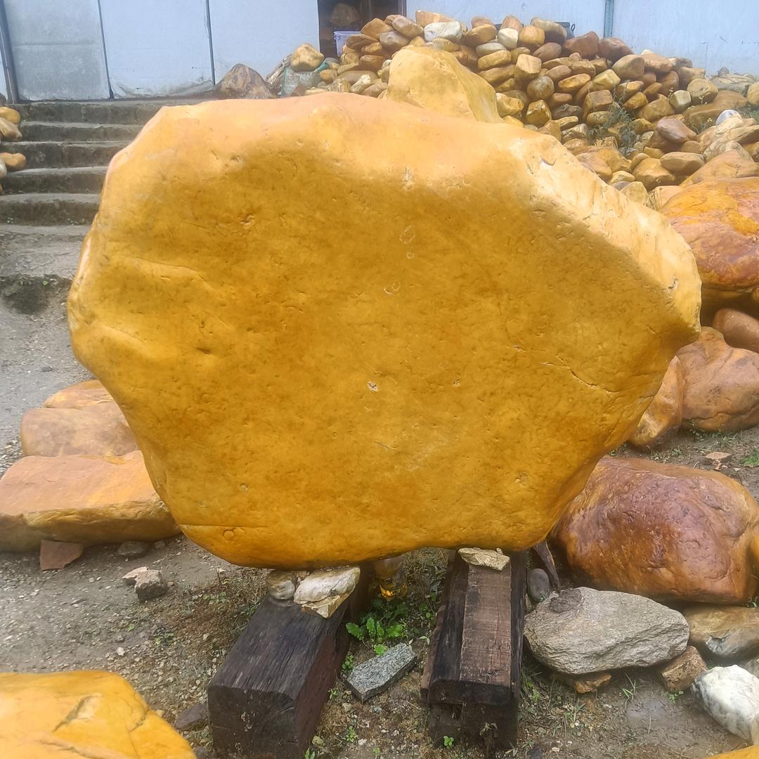 云南黄腊石园林石