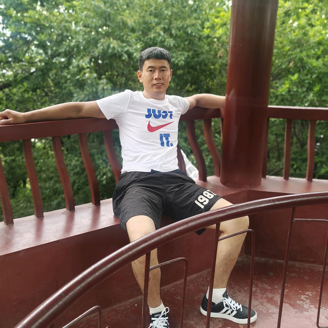努力的活着