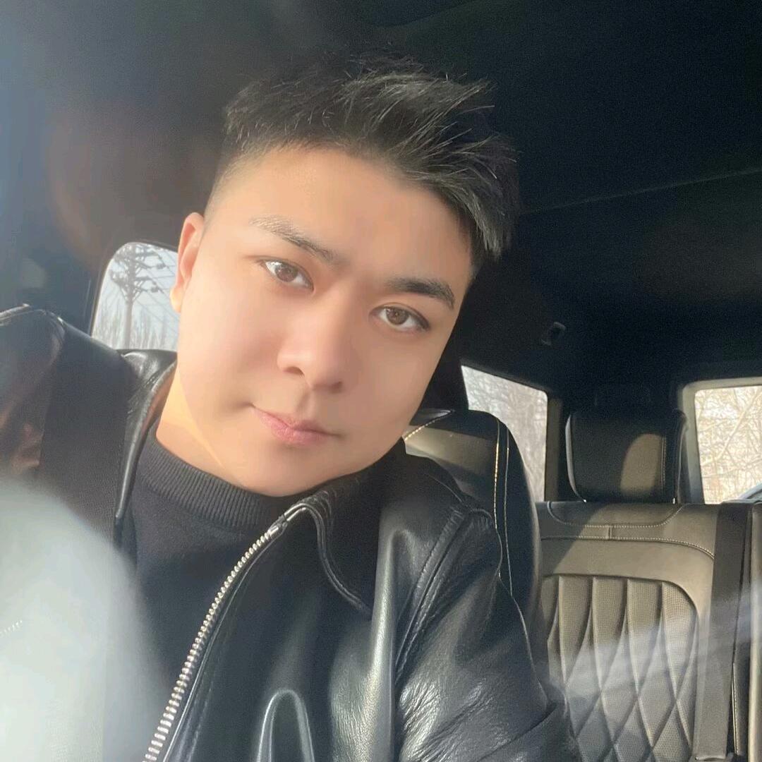 李鑫