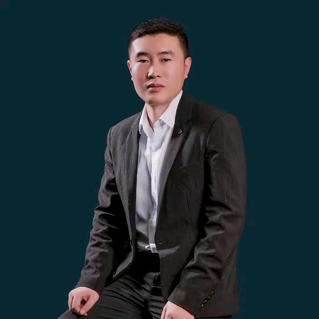 强仔只会做房产