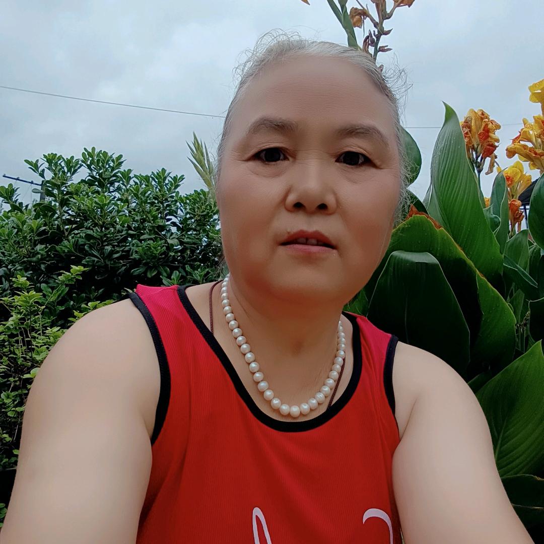 张群芳