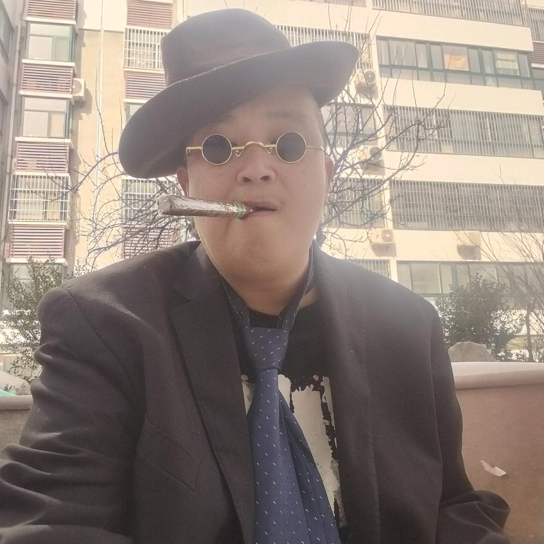 弥水三哥（人帅，嘴甜，口袋里有钱）