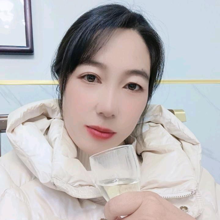 八零后的霞姐🐶