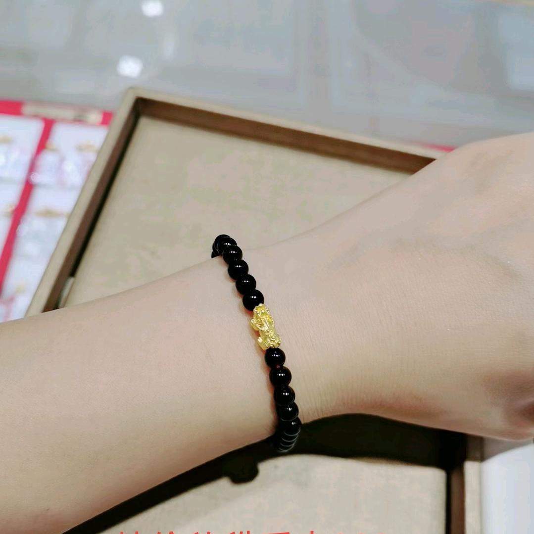 玲 玲珠宝小姐姐