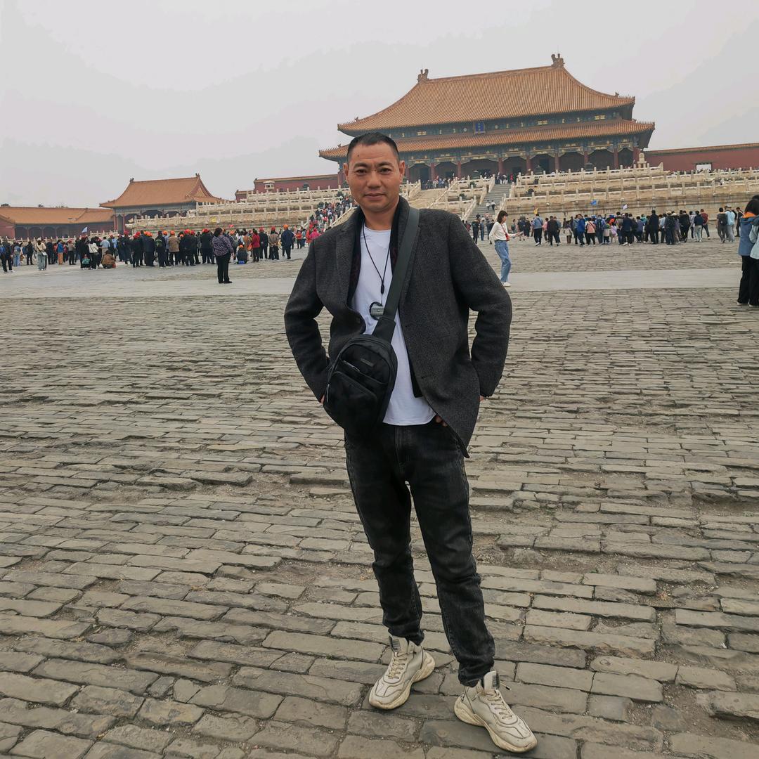 云哥爱唱歌
