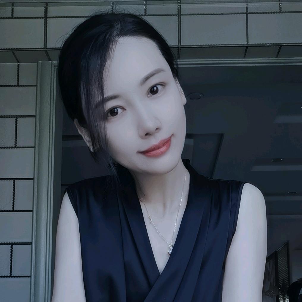 雷蕾