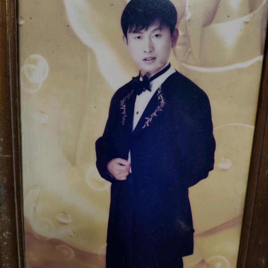 小雄早上6：30开播