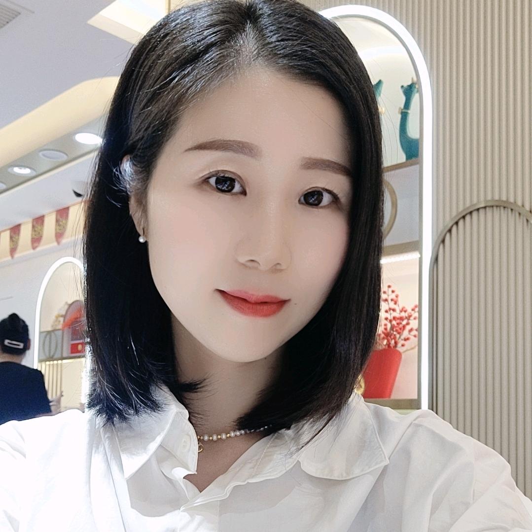 芙容（金大福珠宝）